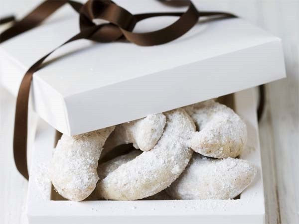 Christmas A to Z Letter V